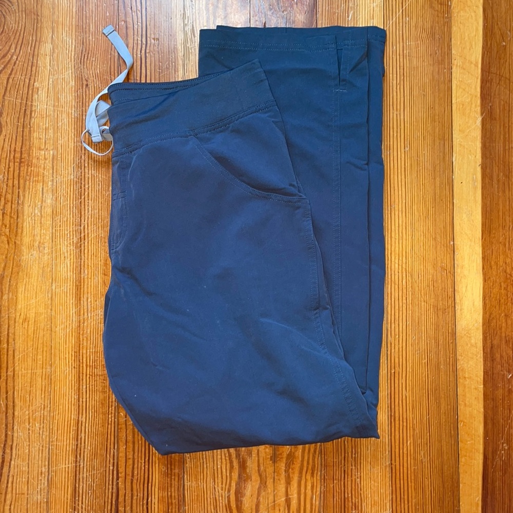 Dark Harbor Kade scrubs pants